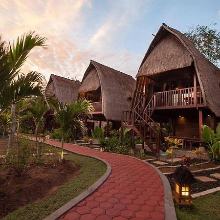 Abian Huts Dream Beach Lembongan Экстерьер фото