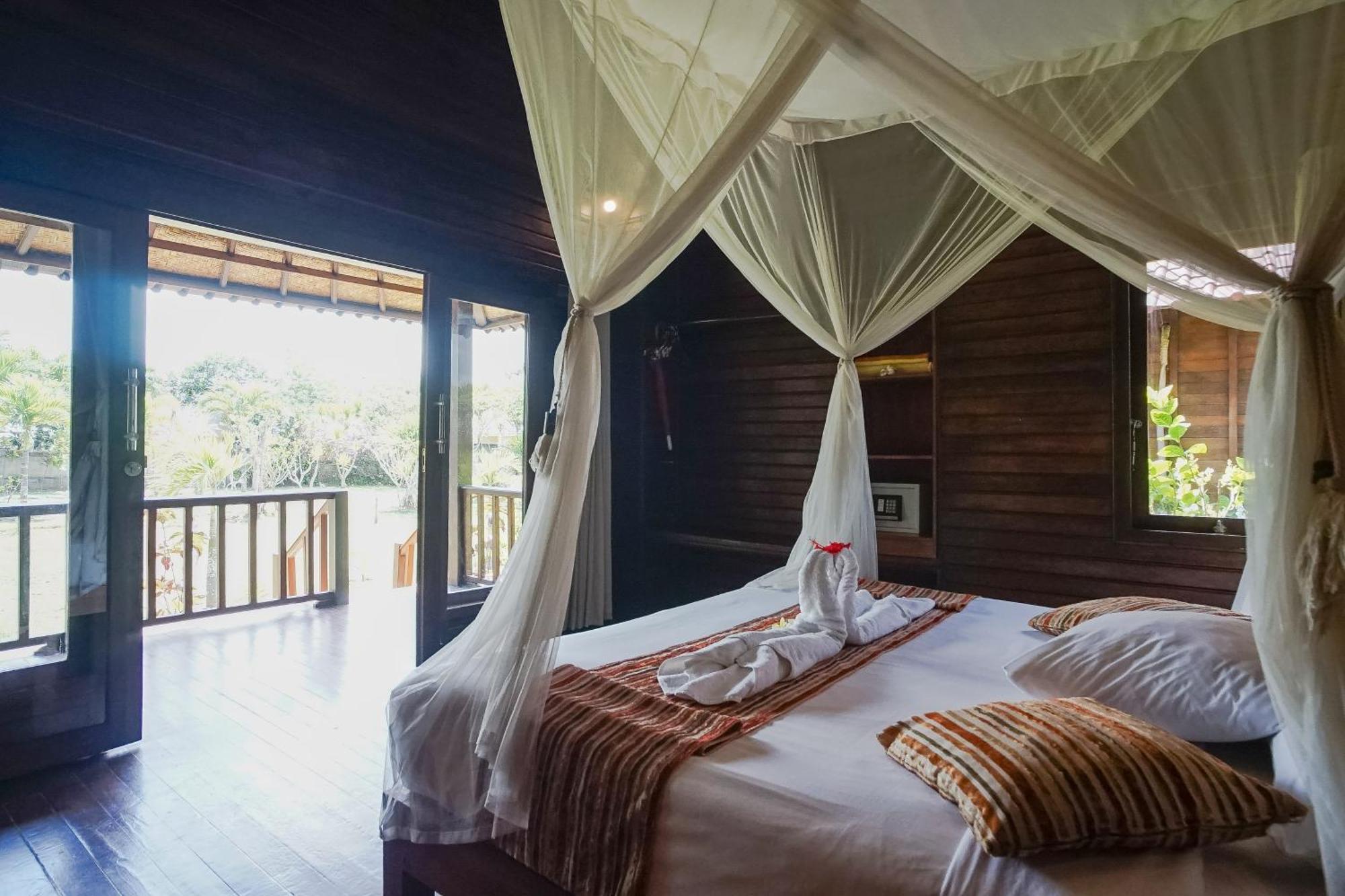 Abian Huts Dream Beach Lembongan Экстерьер фото