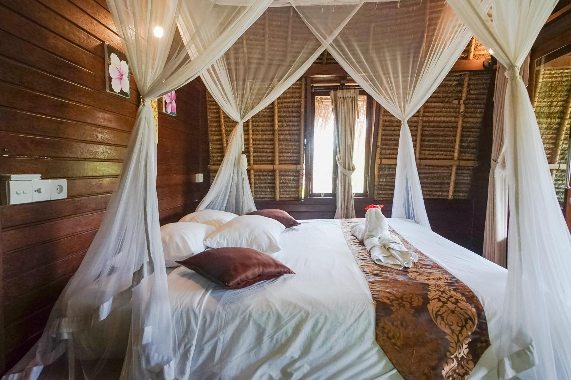 Abian Huts Dream Beach Lembongan Экстерьер фото