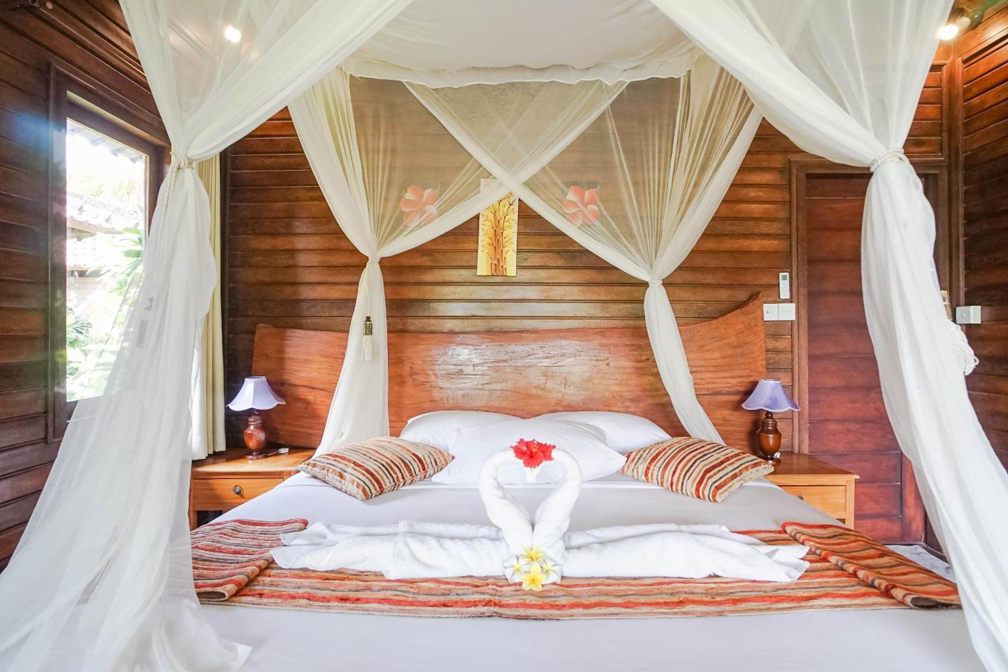 Abian Huts Dream Beach Lembongan Экстерьер фото