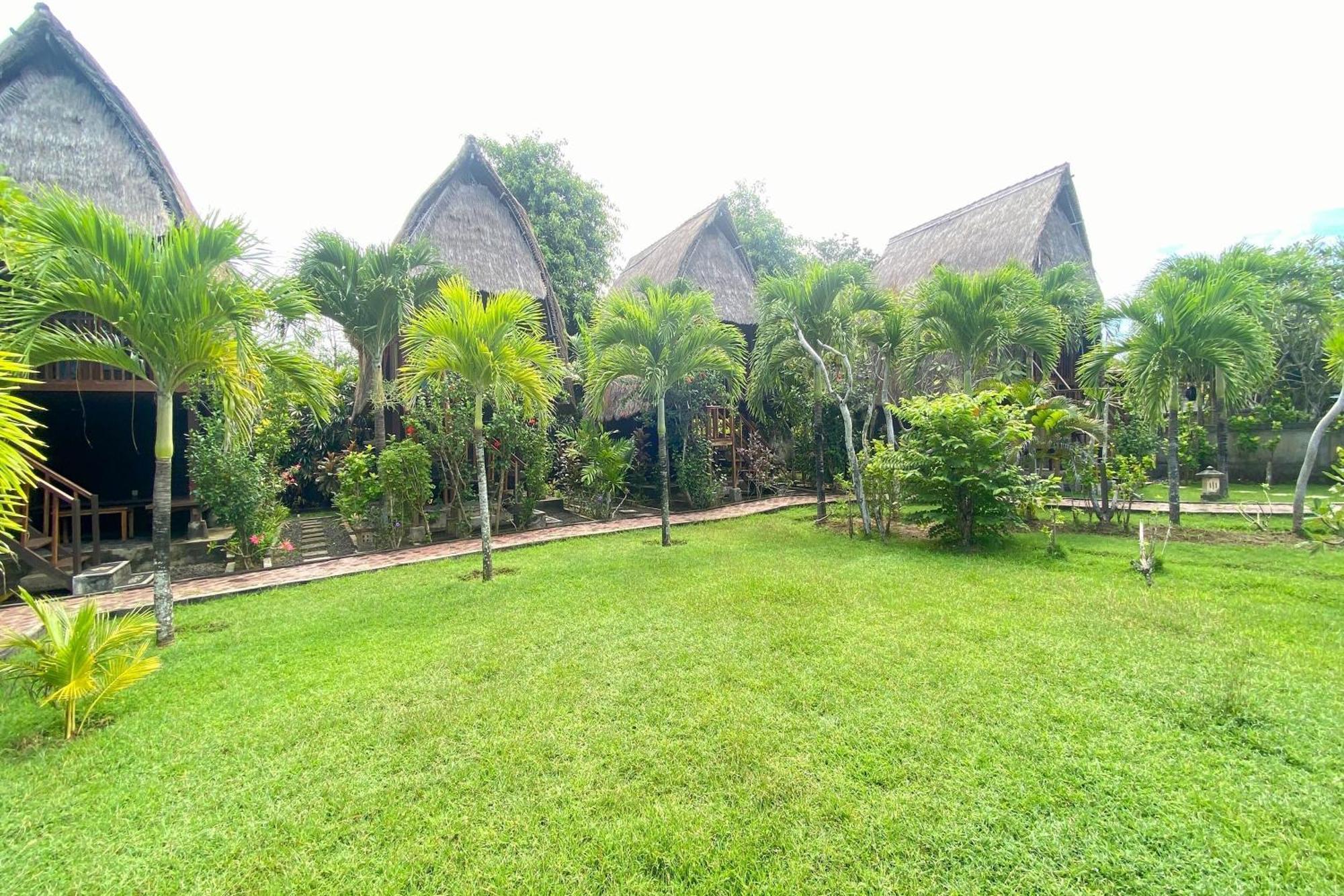 Abian Huts Dream Beach Lembongan Экстерьер фото