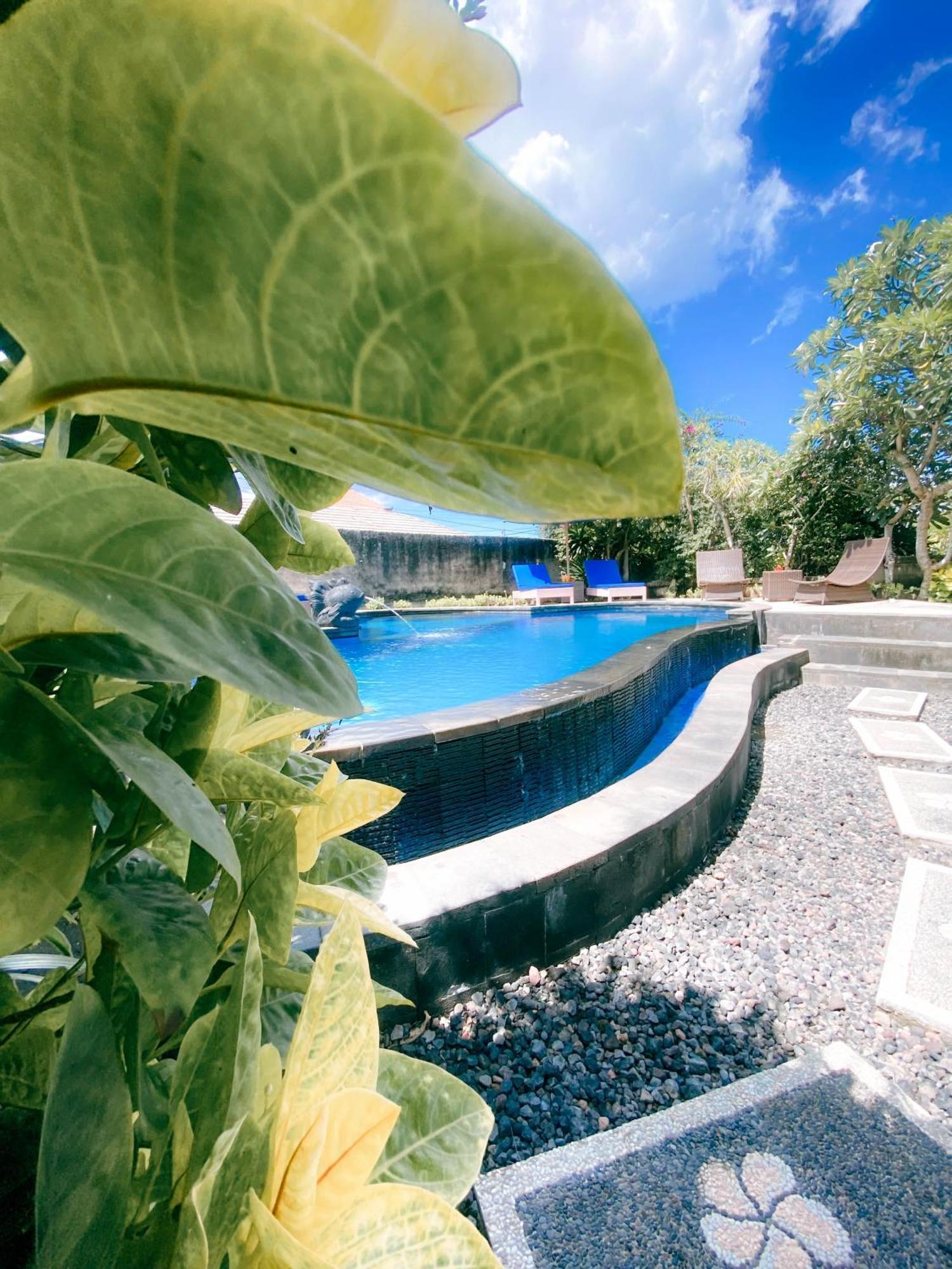 Abian Huts Dream Beach Lembongan Экстерьер фото